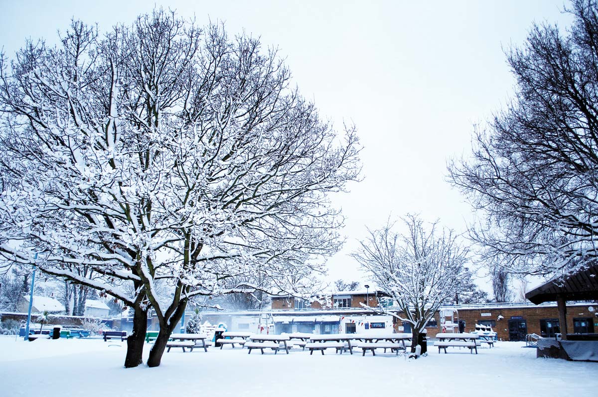 Winter at Hampton Pool