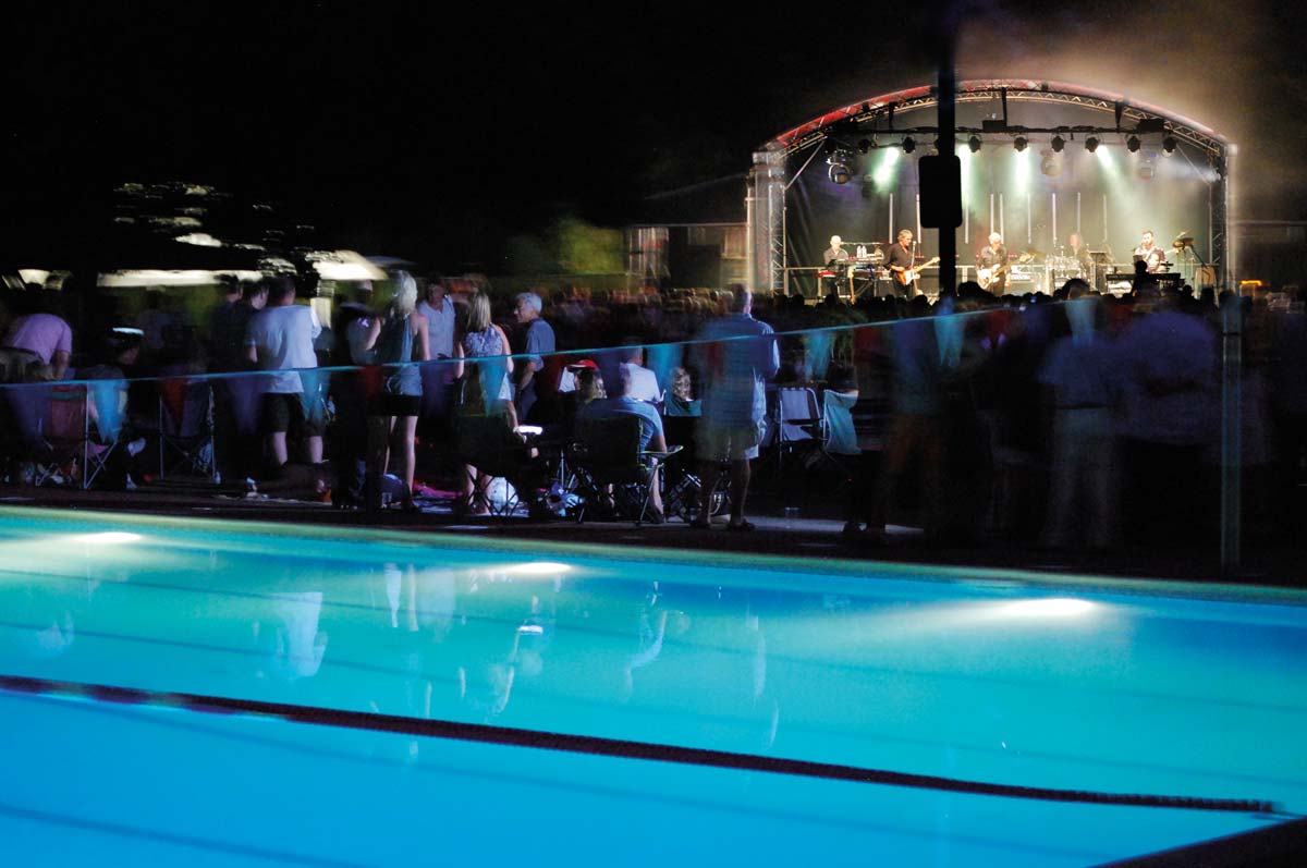 Hampton Pool Summer Picnic Concerts