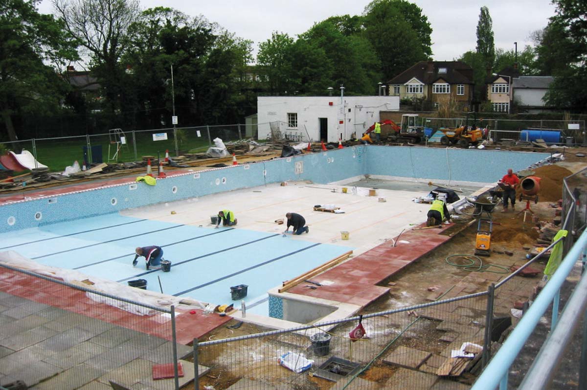 The new tank is re-tiled, 2004